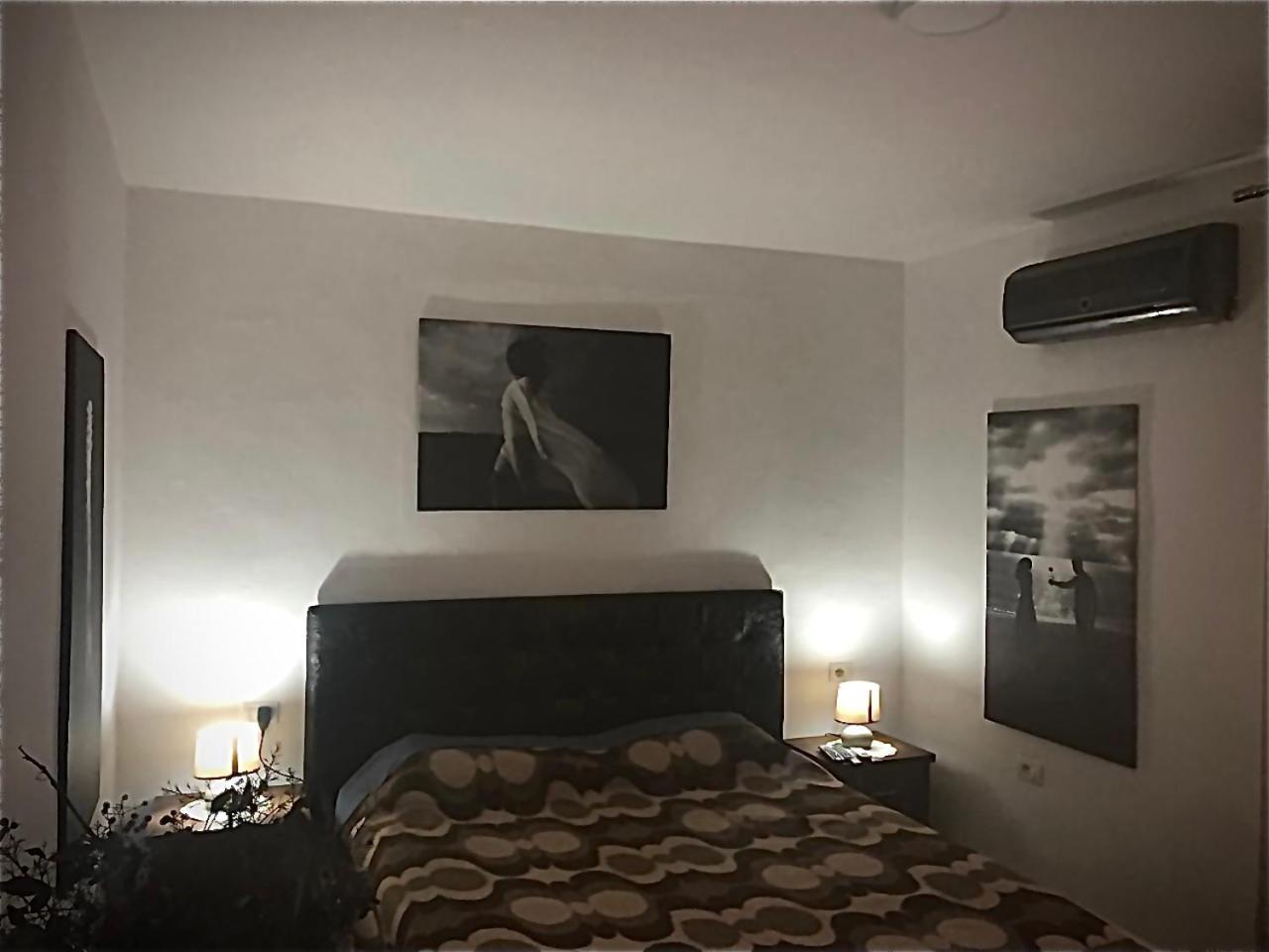 Cozzy Cottage, In Center Of Tirana Exterior foto